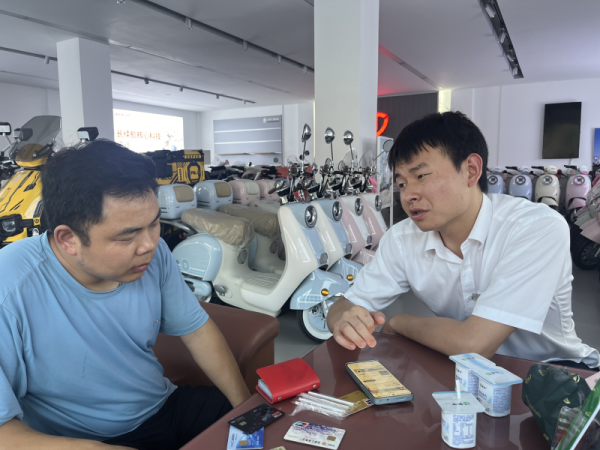 配资实力股票配资网站 工行铜仁石阡支行：“码”上行动赋能小微商户发展